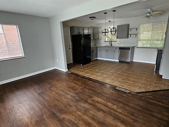 2nd image of 3300 Greenway Ave