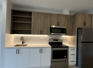 317 Forrest St #503, Jersey City, NJ 07304