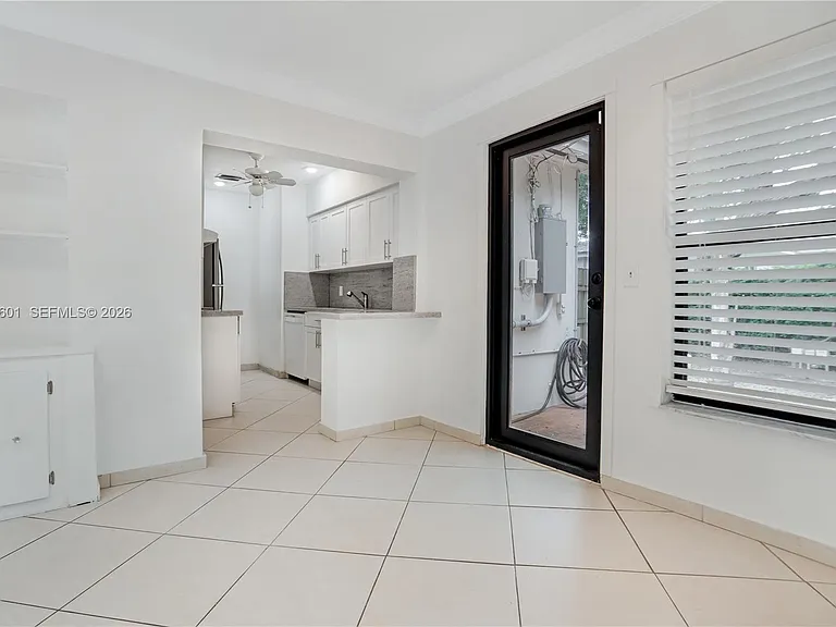 8045 SW 62nd Ct — Photo 7
