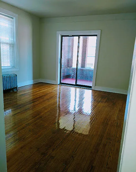 Hadley Hall — Photo 11