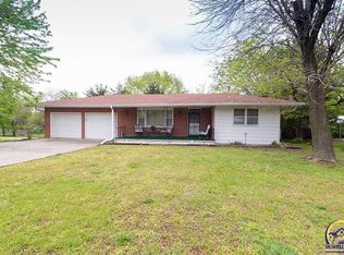 700 SE 23rd St, Topeka, KS 66605