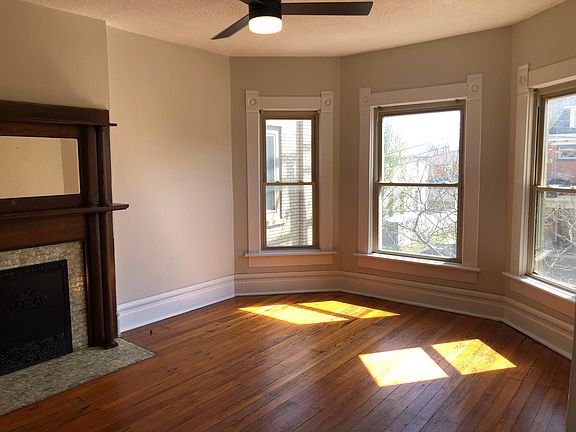 Large LR with Bay window