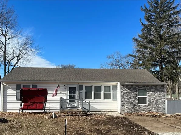 310 Morningside Dr, Richmond, MO 64085