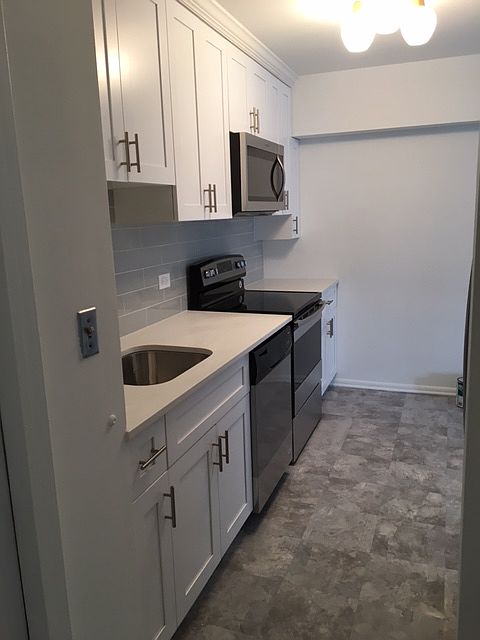 1st image of 4250 N Marine Dr APT 329