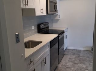 4250 N Marine Dr APT 329, Chicago, IL 60613