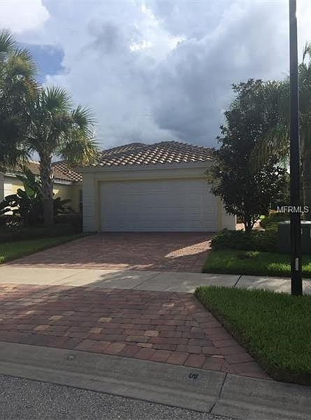 1st image of 11968 Fiore Dr