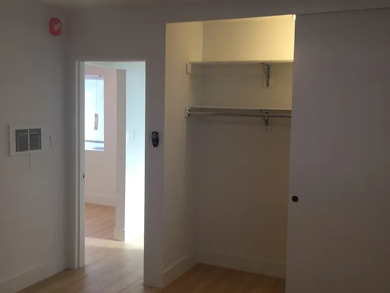 June Flats — Photo 11