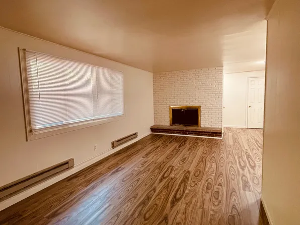 6399 E Jk Ave APT 1, Kalamazoo, MI 49048