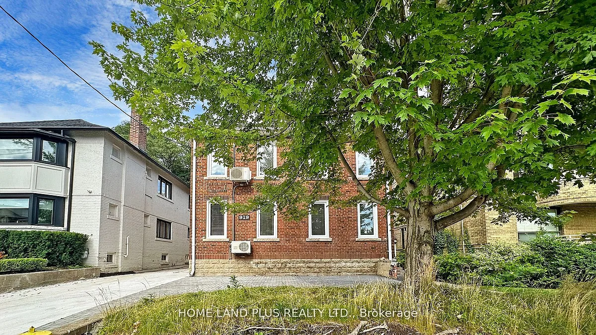 Building Photo - 919 Avenue Rd #B