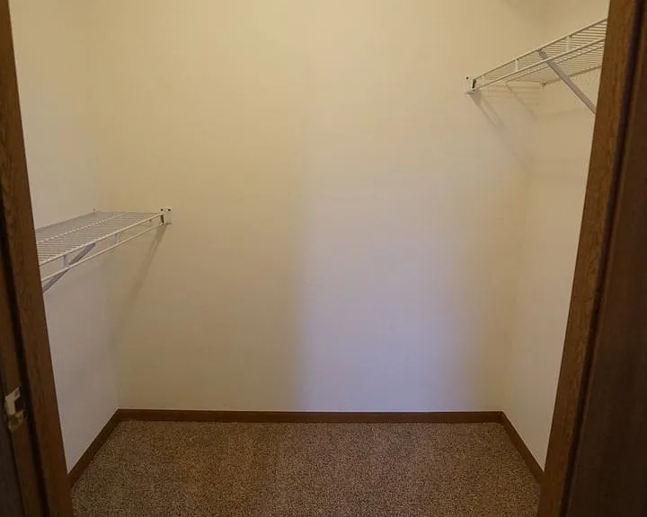258 Strangeway Ave — Photo 13