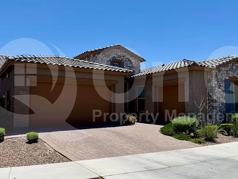 10741 E Tarragon Ave — Photo 2