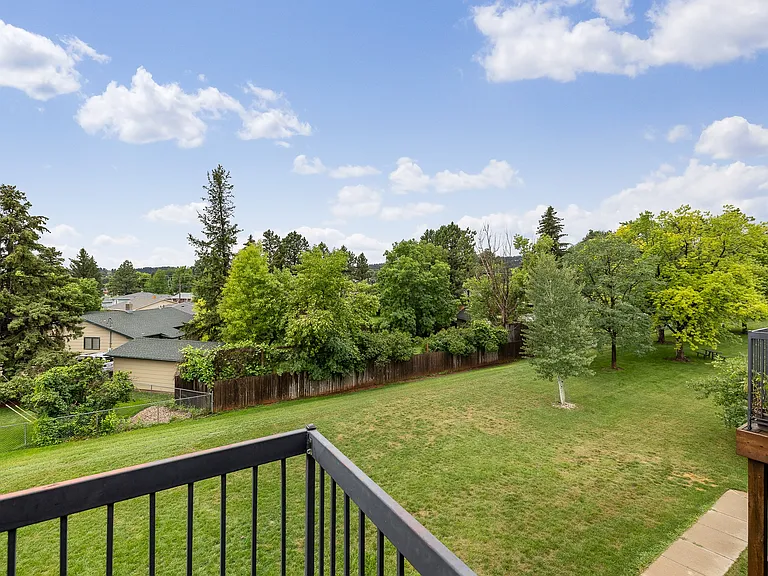 Candlewood Apartments — Photo 26