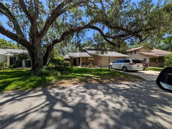 1063 Greystone Ln, Sarasota, FL 34232