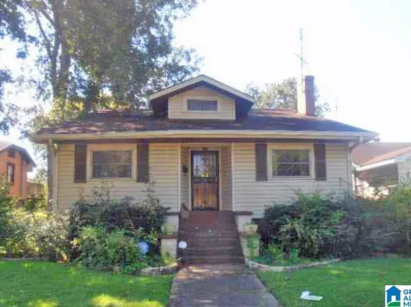 415 42nd St, Fairfield, AL 35064