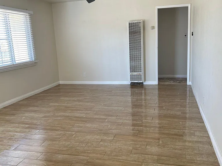 381 Frances Dr — Photo 21