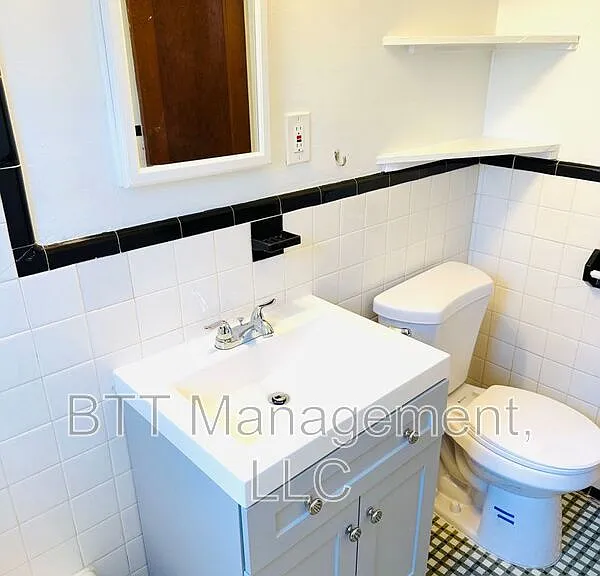 8408 Greenwood Ave #3 — Photo 30