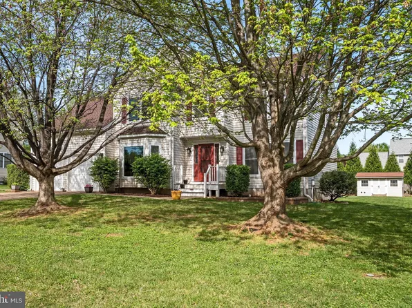 270 Gay Rd, Warrenton, VA 20186