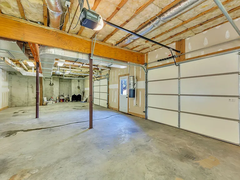 3924 Butler Springs Way — Photo 45
