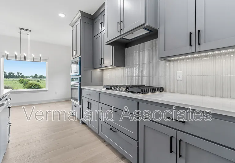 920 Trestle Ln — Photo 30