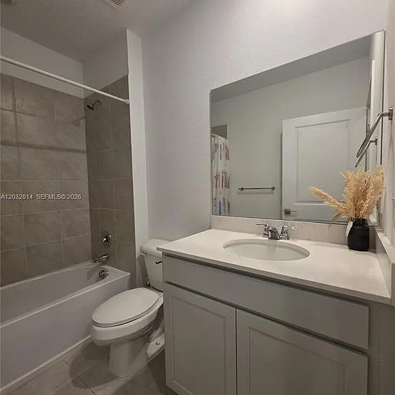4860 Dillion St — Photo 8
