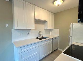 9623 S 248th St, Kent, WA 98030