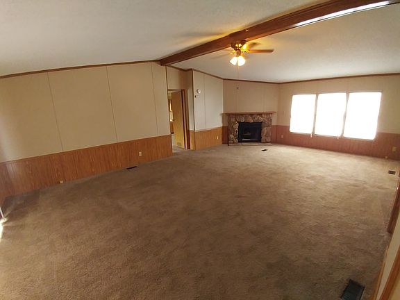 2nd image of 86 Berry Ln