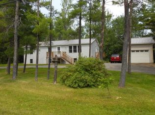 348 Rand Hill Rd, Morrisonville, NY 12962