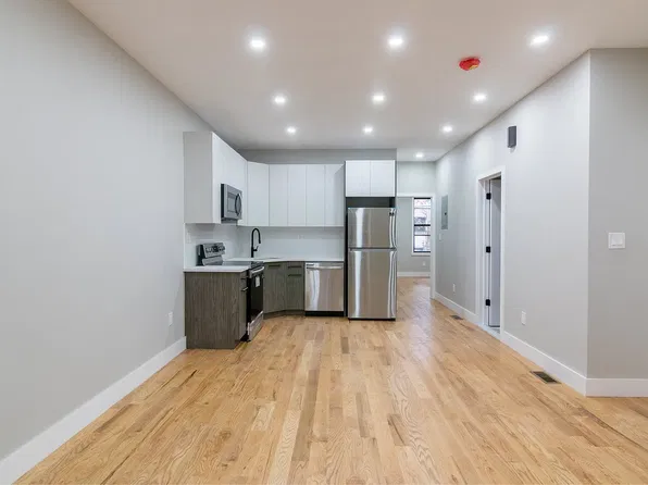 360 Bradford St #1, Brooklyn, NY 11207