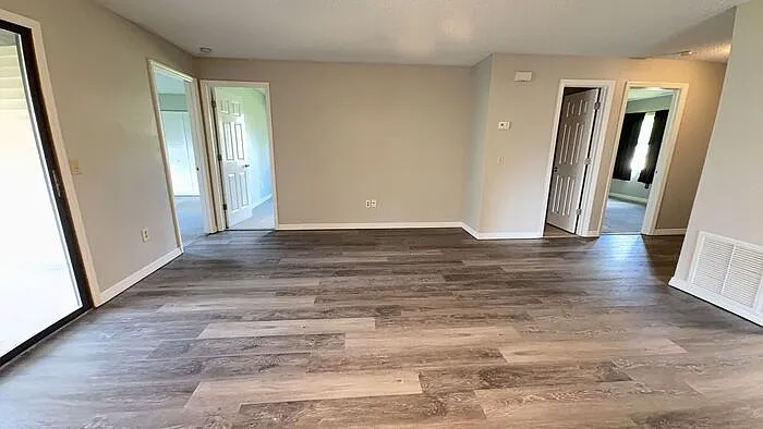 24 Wellside Ln — Photo 5