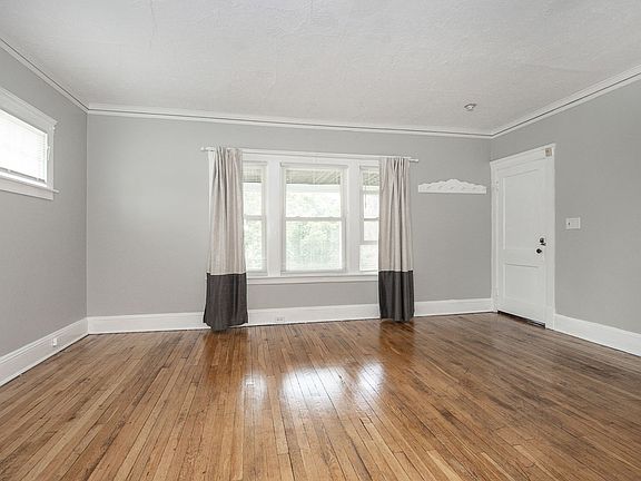 5th image of 13416 Harlon Ave #Up
