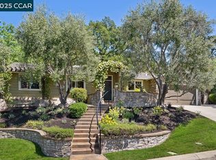 390 Castello Rd, Lafayette, CA 94549