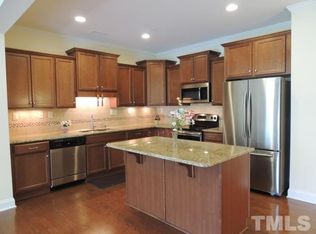 412 Dairy Glen Rd, Chapel Hill, NC 27516