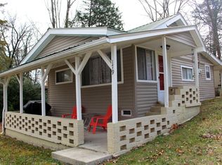 179 Bow Point Cir, La Follette, TN 37766