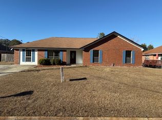 932 Highland Dr, Hinesville, GA 31313