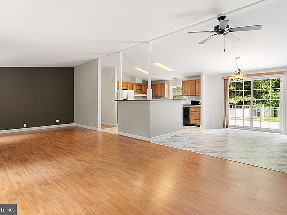 2nd image of 48138 Peachtree Way