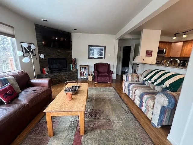 4010 Silverheels Dr — Photo 4