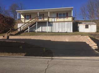 428 King St, Vinton, VA 24179