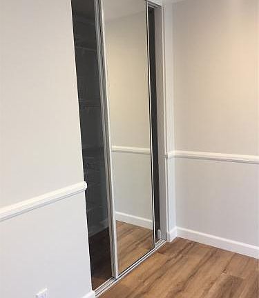 Second bedroom.