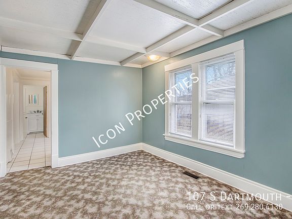 5th image of 107 S Dartmouth St #2