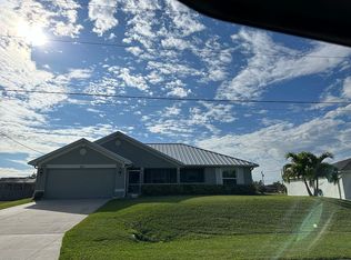 472 NE 3rd Ave, Cape Coral, FL 33909