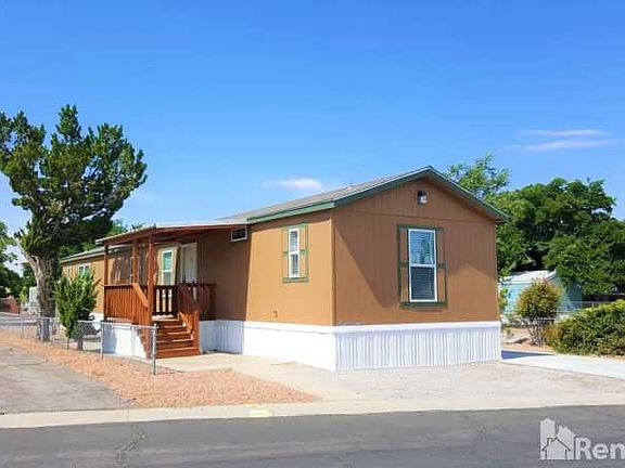 3rd image of 923 Fawn Ln