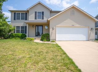 1516 Estate Dr, Normal, IL 61761