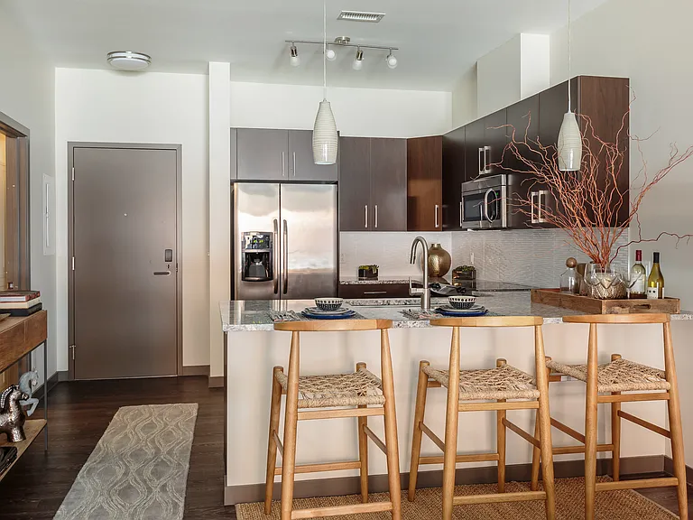 Eastside Bond — Photo 23