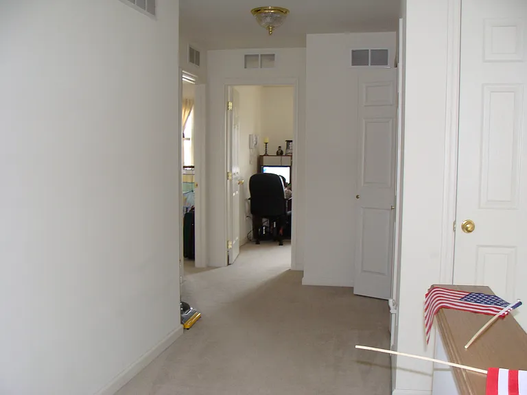 32 Keefer Way — Photo 30
