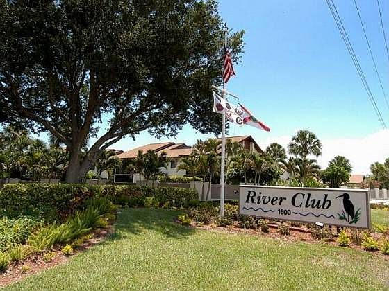 1st image of 1600 NE Dixie Hwy APT 15-103