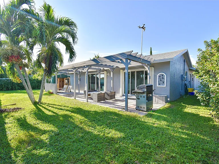 6550 Country Wood Way — Photo 42