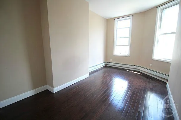 Rented by Blue Egg Realty Corp | media 17