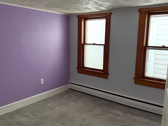 4th image of 675 Roosevelt St #1