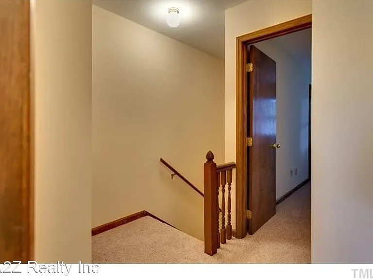 105 Lantern Way — Photo 15
