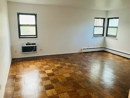 2 Van Wart Ave Photo 1